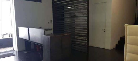 980m² Commercial property in Rome, Italy No. 376587 3