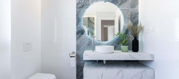 Ático de 3 dormitorios en Estepona, Spain No. 180627 19