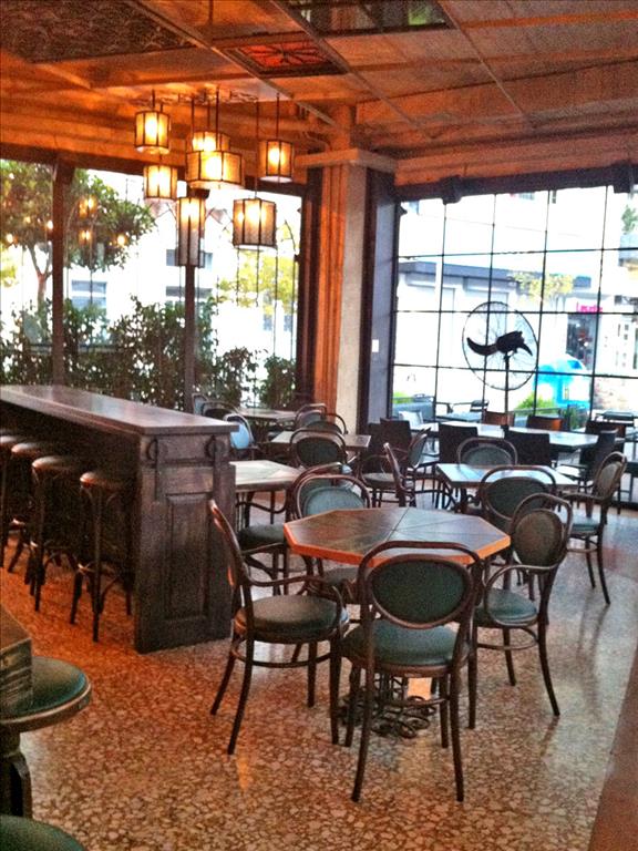 320m² Property in Kalamata, Greece No. 7538