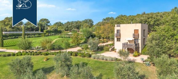 13 bedrooms Commercial property in Cinigiano, Italy No. 370944 2