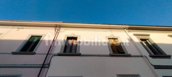 4 rooms Apartment in Florence, Italy No. 181770 7