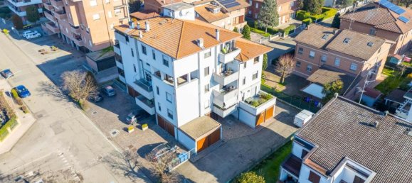 Apartamento de 4 habitaciónes en Carpi, Italy No. 32336 4