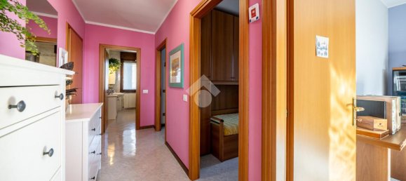 Apartamento de 4 habitaciónes en Carpi, Italy No. 32336 23