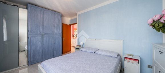Apartamento de 4 habitaciónes en Carpi, Italy No. 32336 16