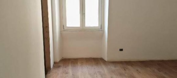 3 rooms Apartment in Rome, Italy No. 42773 10