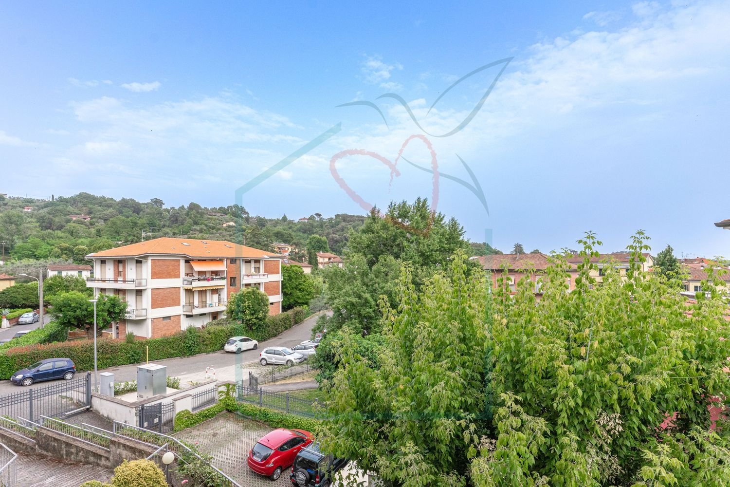 Apartamento de 6 habitaciónes en Sarzana, Italy No. 169115