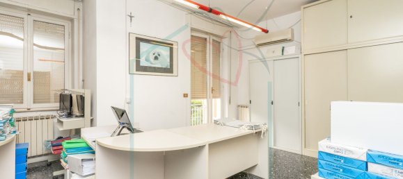 Apartamento de 6 habitaciónes en Sarzana, Italy No. 169115 8