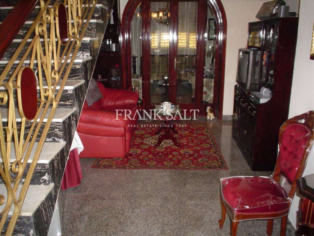 Casa de 3 dormitorios en Hamrun, Malta No. 2368