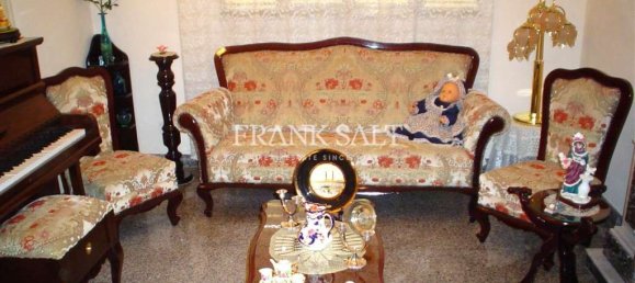 Casa de 3 dormitorios en Hamrun, Malta No. 2368 2