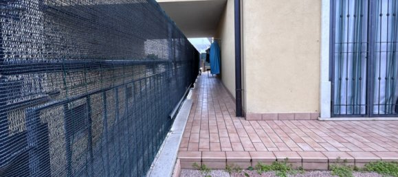 3 bedrooms Villa in Villafranca di Verona, Italy No. 82414 17