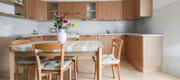 3 bedrooms Villa in Villafranca di Verona, Italy No. 82414 4