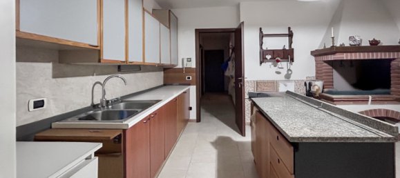 3 bedrooms Villa in Villafranca di Verona, Italy No. 82414 39