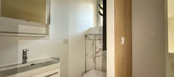 Studio in Voiron, France, Nr. 201049 5