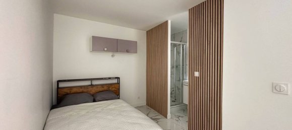 Studio in Voiron, France, Nr. 201049 4