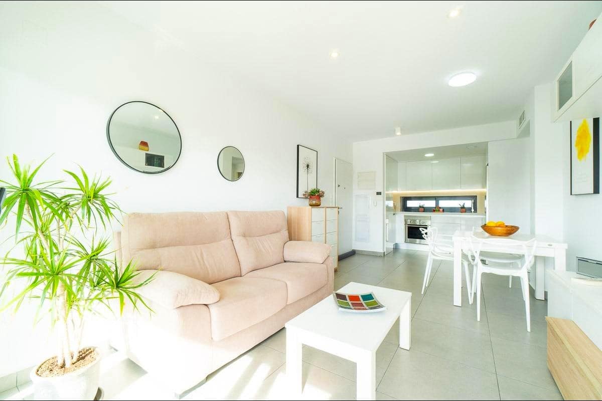 2 bedrooms Apartment in Alicante, Spain No. 157896