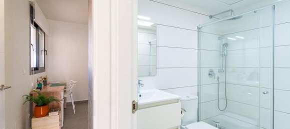 2 bedrooms Apartment in Alicante, Spain No. 157896 9