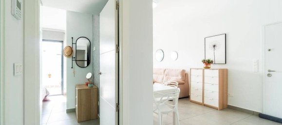 2 bedrooms Apartment in Alicante, Spain No. 157896 2