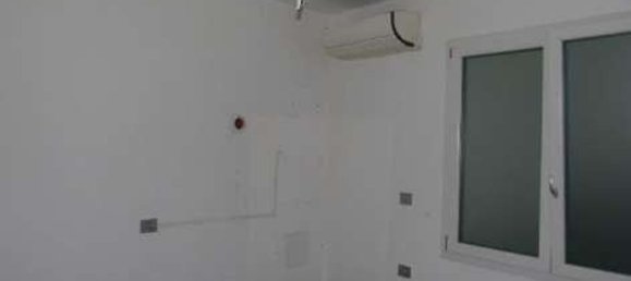 6 rooms House in Cilavegna, Italy No. 4225 24