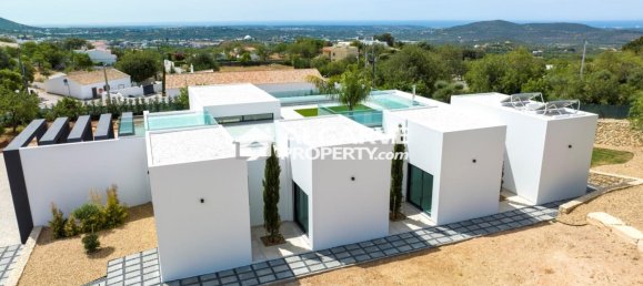 Villa de 4 dormitorios en Loule, Portugal No. 100512 8