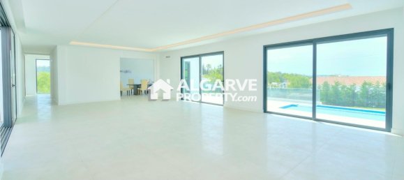 Villa de 4 dormitorios en Loule, Portugal No. 100512 4