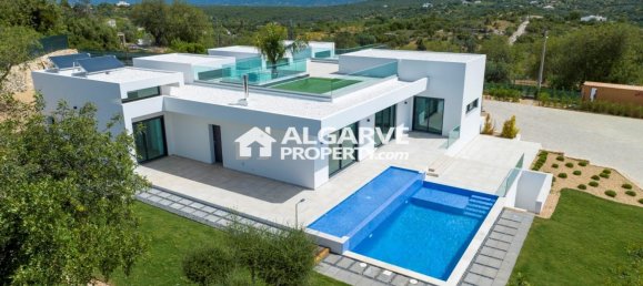 Villa de 4 dormitorios en Loule, Portugal No. 100512 2