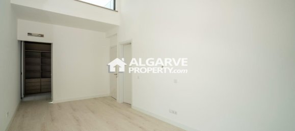 Villa de 4 dormitorios en Loule, Portugal No. 100512 11