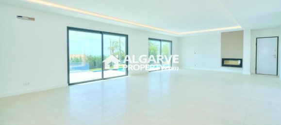 Villa de 4 dormitorios en Loule, Portugal No. 100512 13