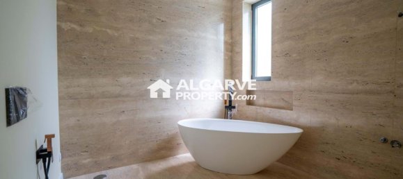 Villa de 4 dormitorios en Loule, Portugal No. 100512 33