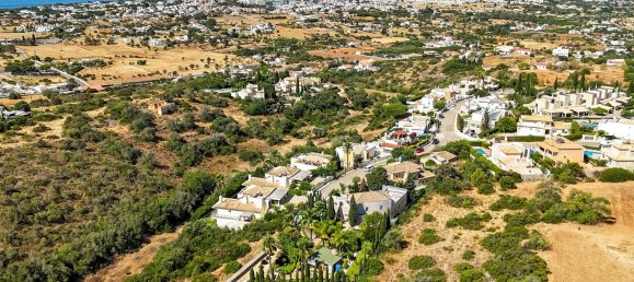 3 Schlafzimmer Villa in Albufeira, Portugal, Nr. 239120 4