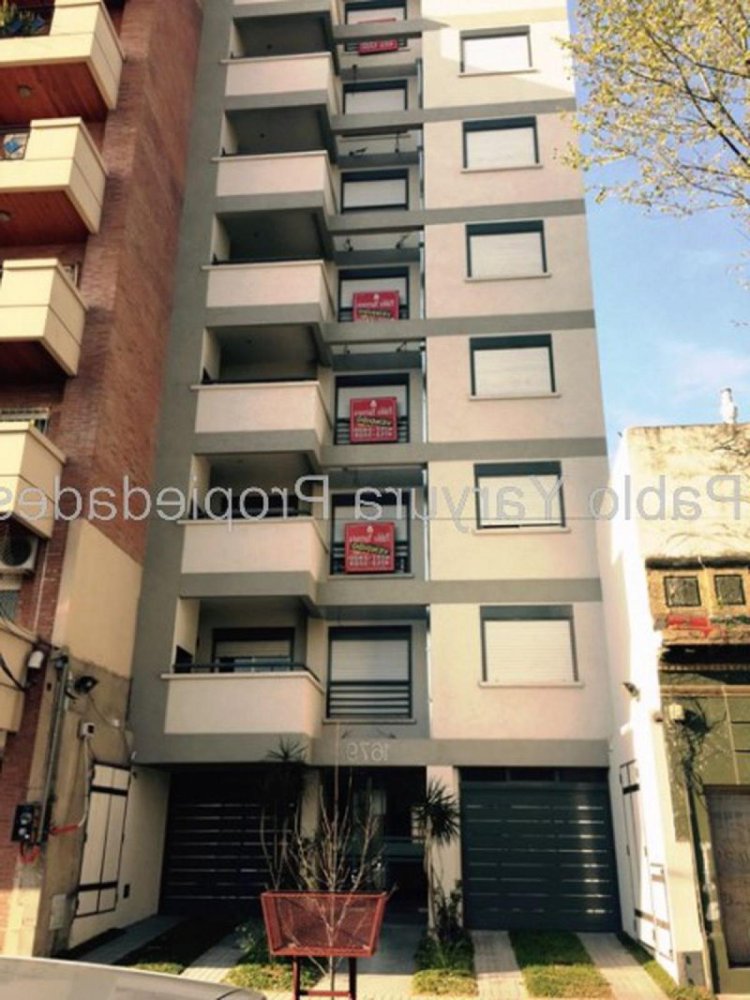 Склад в Трес де Фебреро, Аргентина № 27121