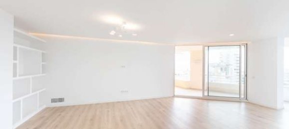 Квартира с 3 спальнями в Пальма-де-Майорка, Испания № 54890 2