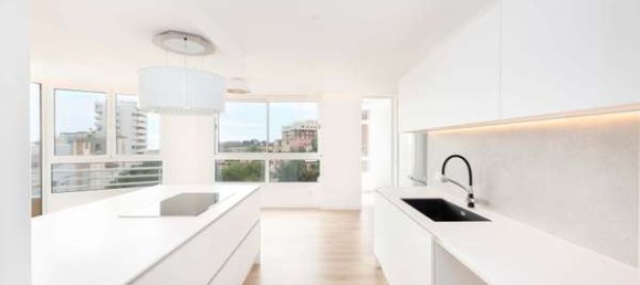 Квартира с 3 спальнями в Пальма-де-Майорка, Испания № 54890 5