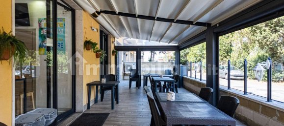 Propiedad comercial de 1 habitación en Rome, Italy No. 324990 44