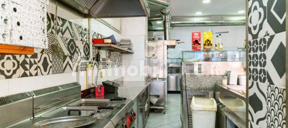 Propiedad comercial de 1 habitación en Rome, Italy No. 324990 38