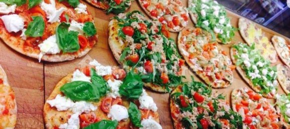 Propiedad comercial de 1 habitación en Rome, Italy No. 324990 22