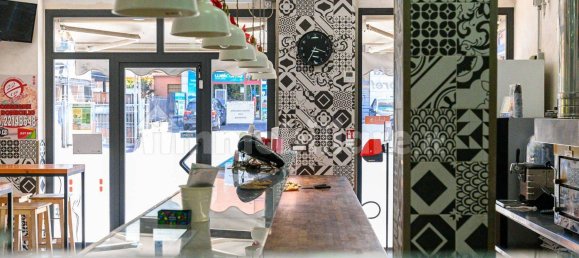 Propiedad comercial de 1 habitación en Rome, Italy No. 324990 31