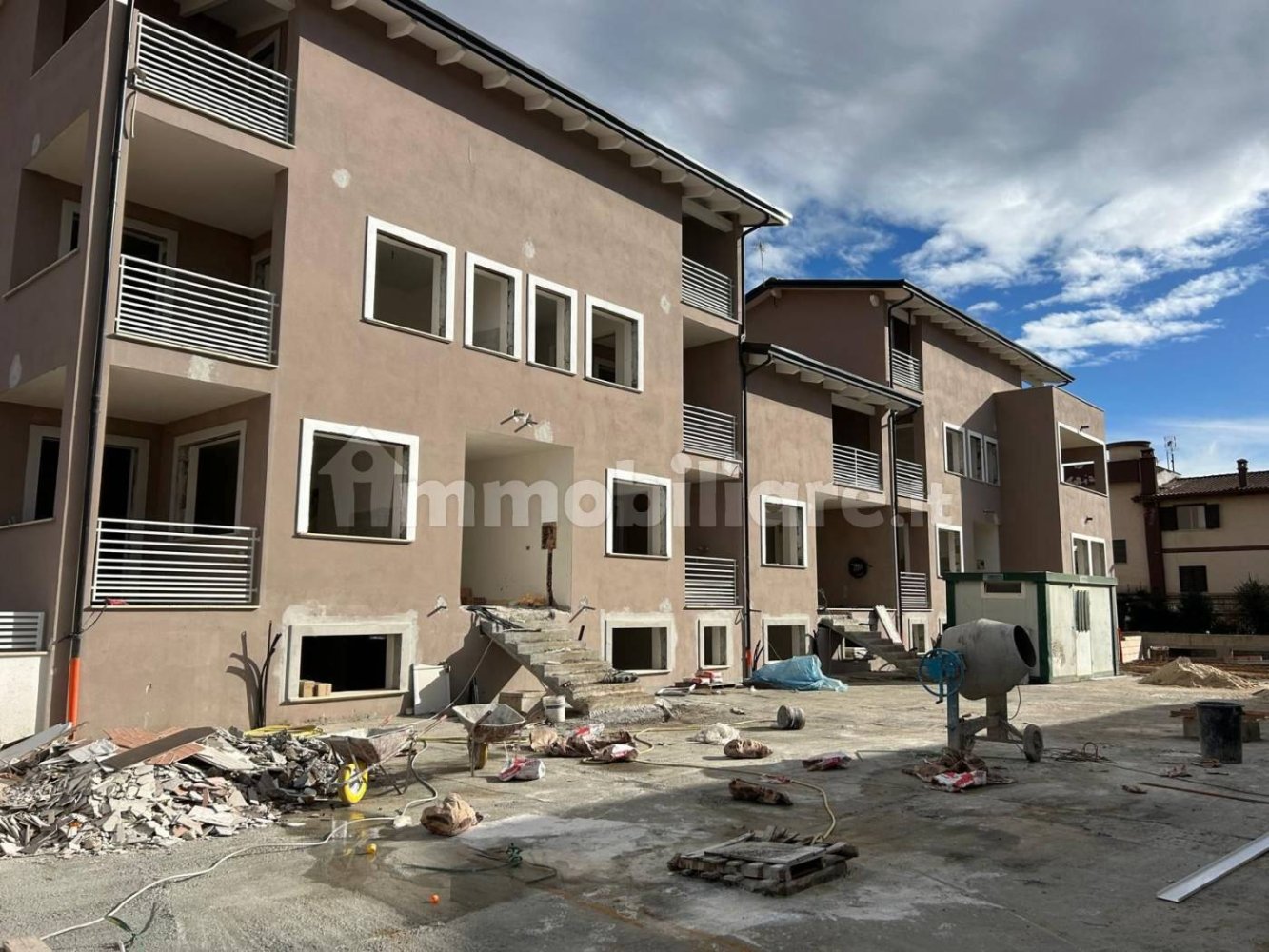 2 bedrooms Apartment in Rome, Italy No. 81865