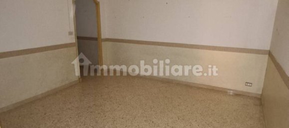 2 Schlafzimmer Wohnung in Palermo, Italy, Nr. 299250 4