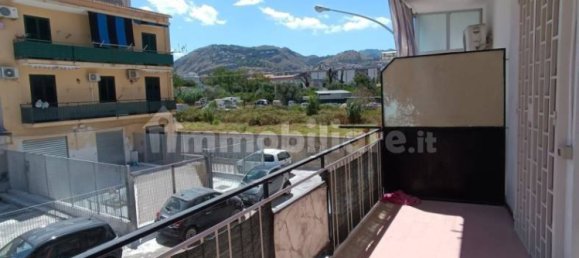 2 Schlafzimmer Wohnung in Palermo, Italy, Nr. 299250 2