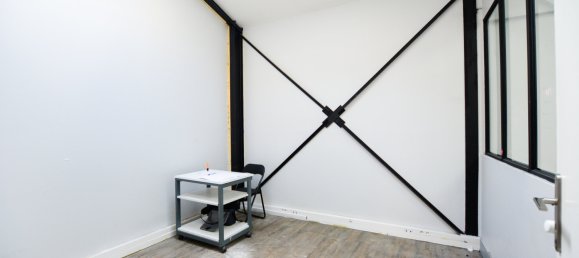 Квартира с 4 спальнями в Ла-Гарен-Коломб, Франция № 171345 9