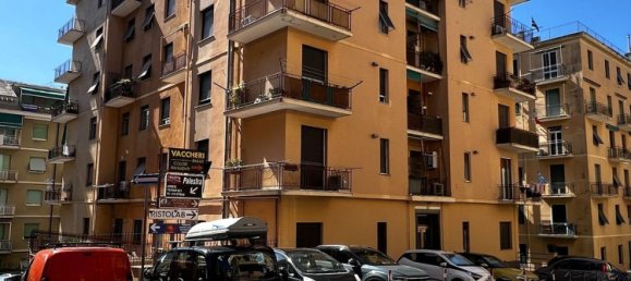 Apartamento de 3 habitaciónes en Genoa, Italy No. 287709 27