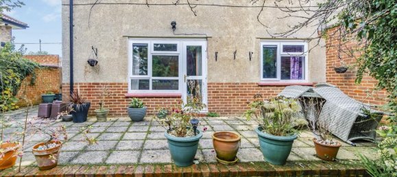 2 Schlafzimmer Wohnung in Coulsdon, United Kingdom, Nr. 8074 3