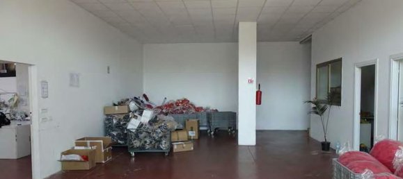 Склад 1444м² в Галларате, Италия № 179735 9