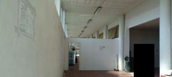 Склад 1444м² в Галларате, Италия № 179735 5