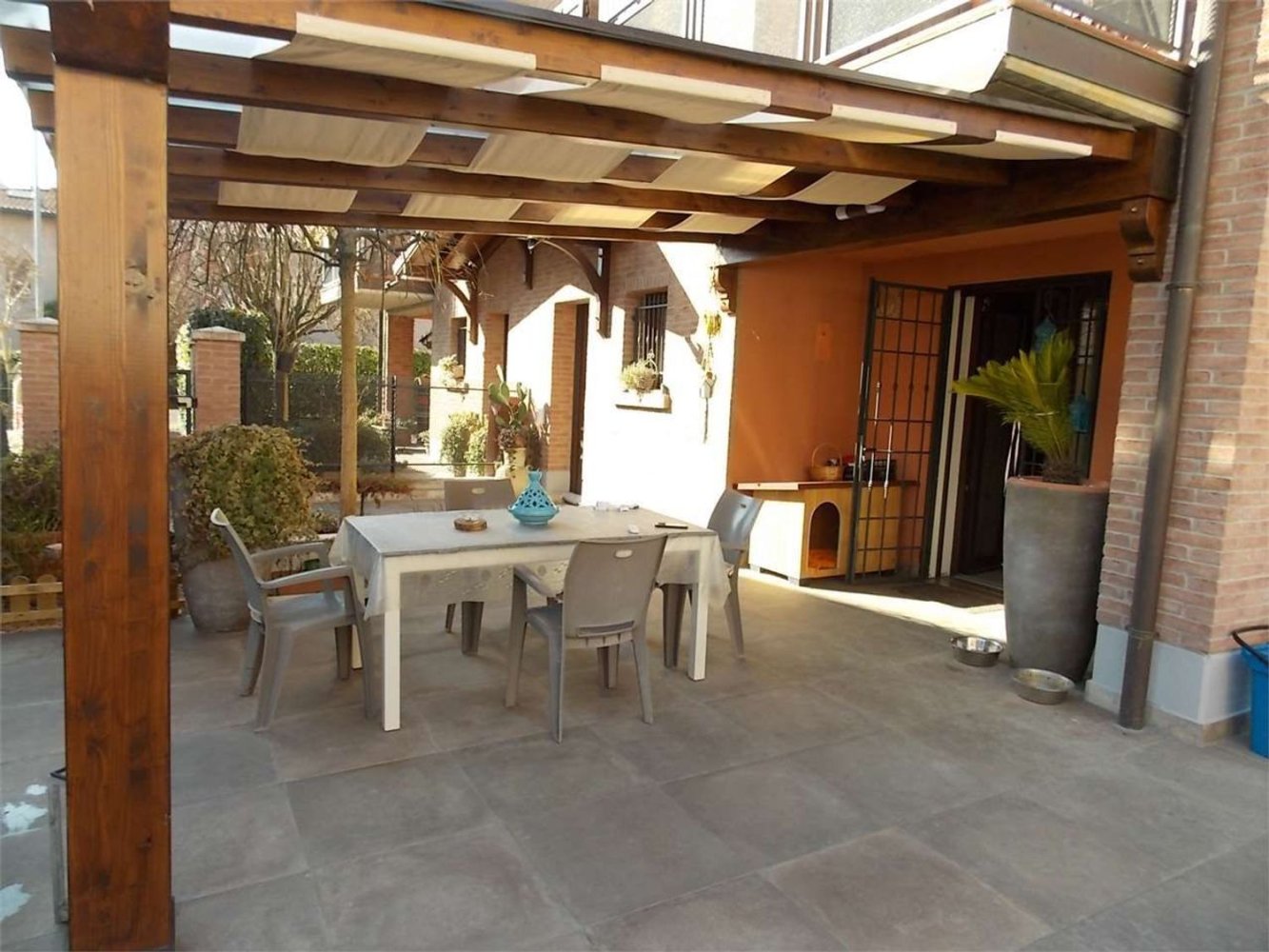 6-salle Villa à Rubiera, Italy No. 100513