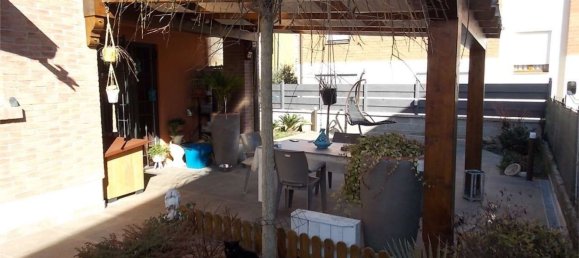 6-salle Villa à Rubiera, Italy No. 100513 2