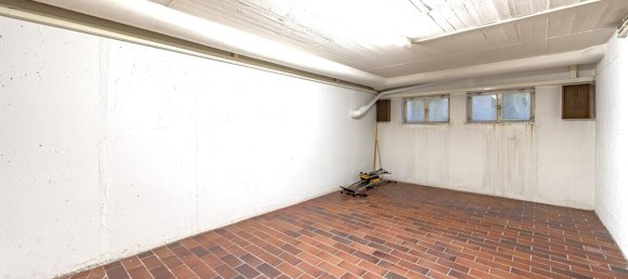 7 rooms House in Oldenburg, Germany No. 371246 30