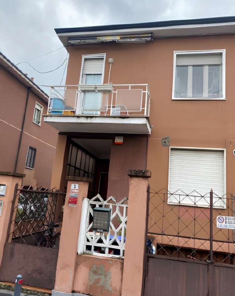 Apartamento de 4 habitaciónes en Settimo Milanese, Italy No. 4611