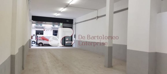 Коммерческая недвижимость 363м² в Бари, Италия № 164881 5