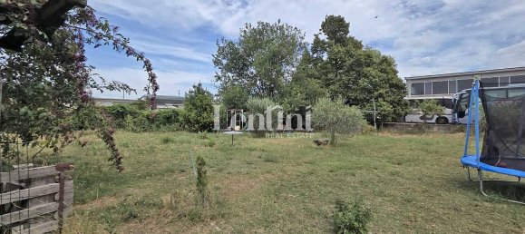 2 bedrooms Villa in Casale Monferrato, Italy No. 299613 4